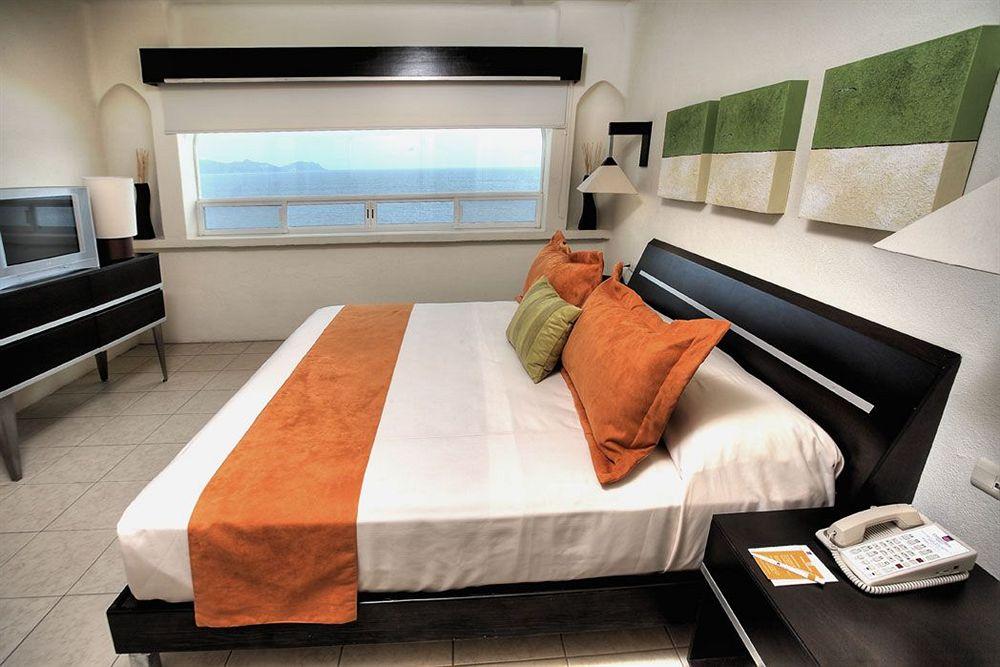 Camino Real Manzanillo 호텔 외부 사진