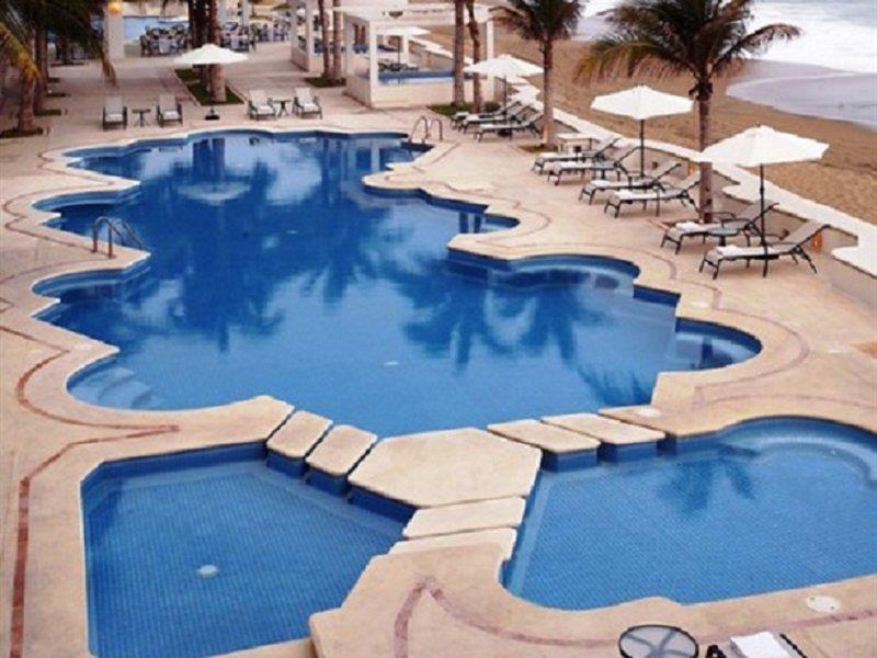 Camino Real Manzanillo 호텔 외부 사진