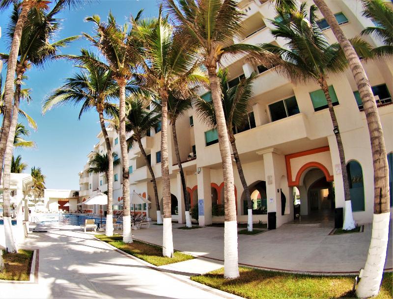 Camino Real Manzanillo 호텔 외부 사진