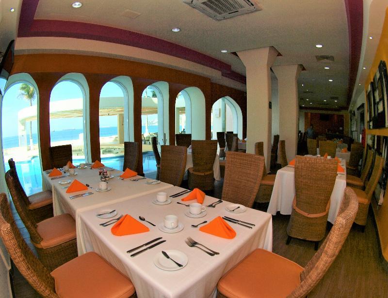 Camino Real Manzanillo 호텔 외부 사진